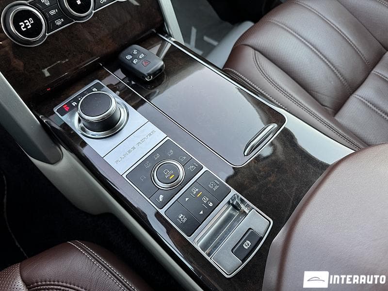 2014 Land Rover Range Rover Vogue — Miniatură 17