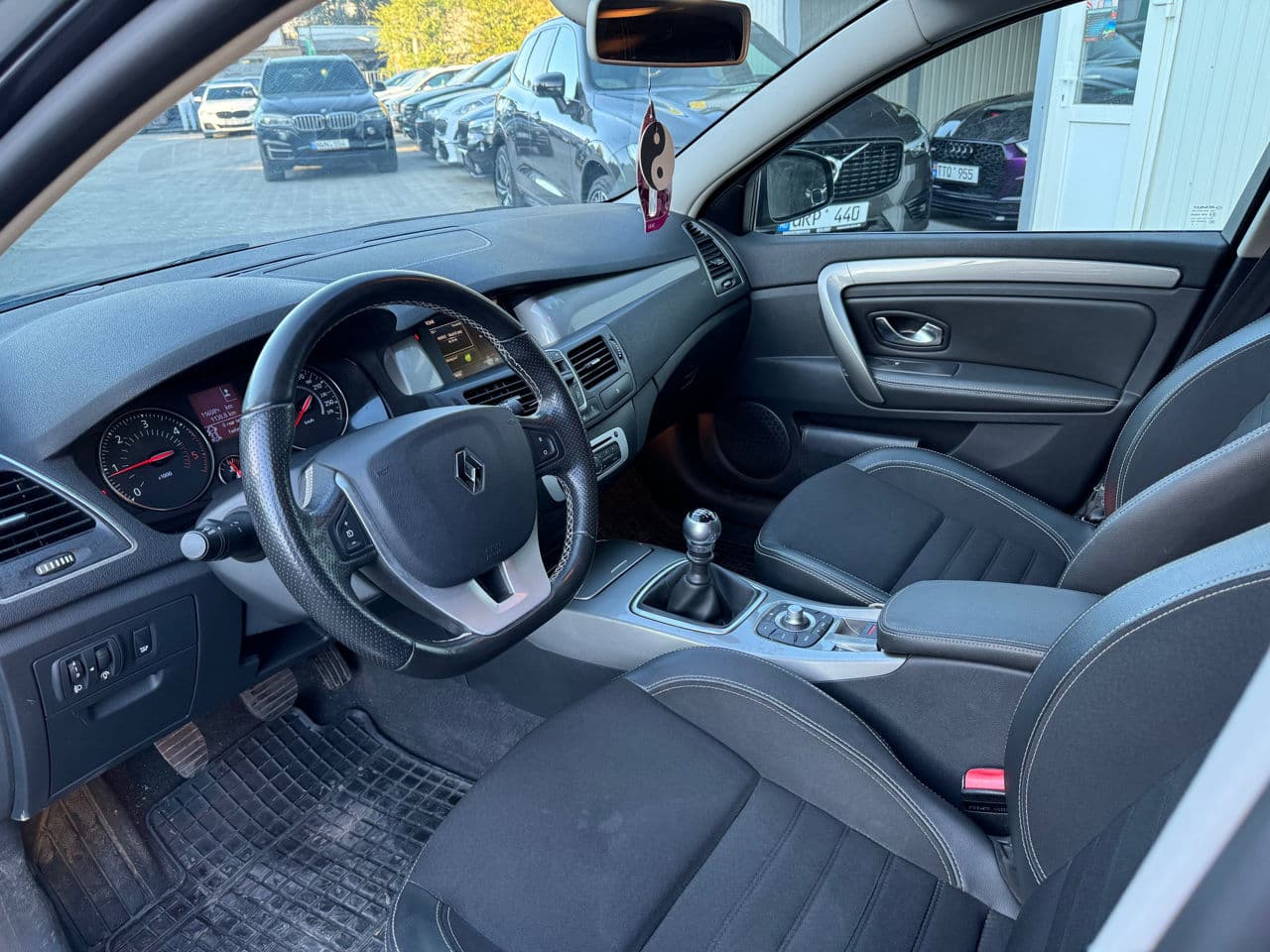 2014 Renault Laguna — Miniatură 5