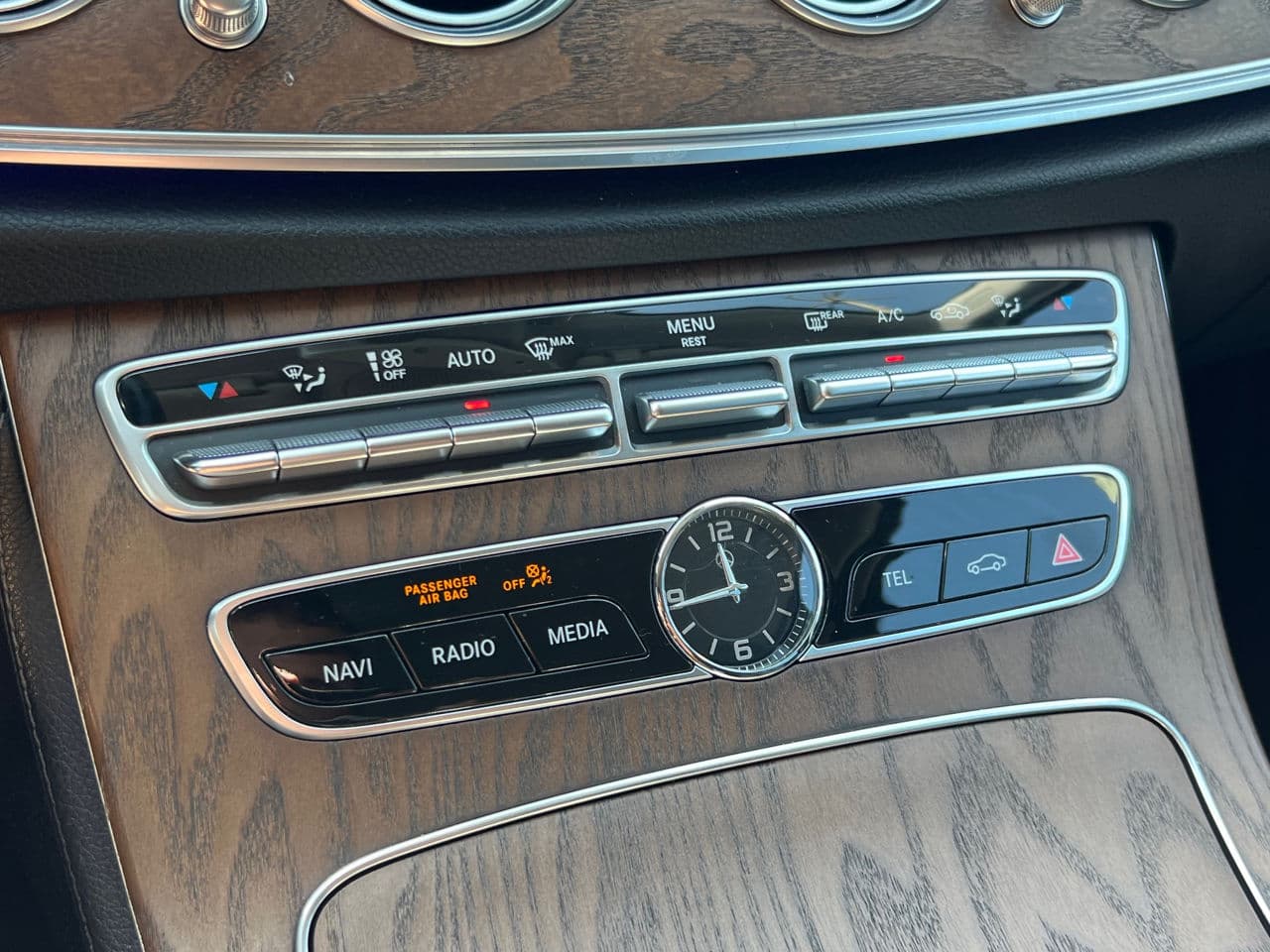 Mercedes E 220 2018 — Миниатюра 13
