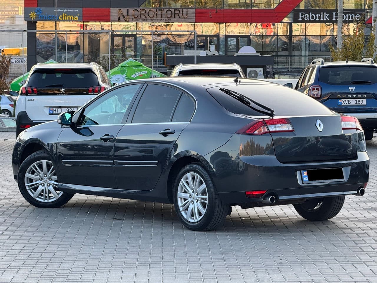 2015 Renault Laguna — Miniatură 4