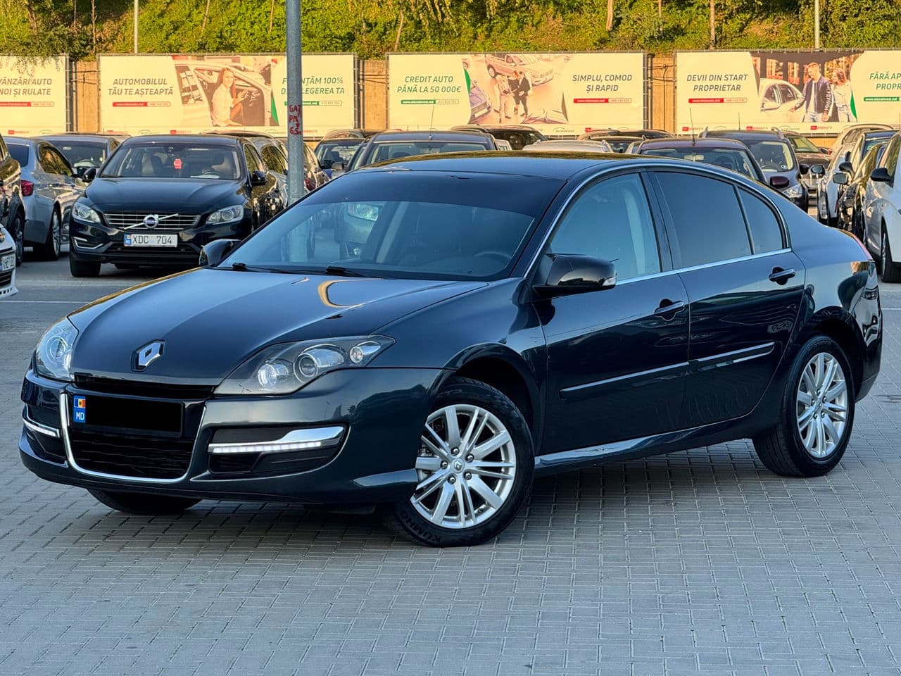 2015 Renault Laguna — Miniatură 2