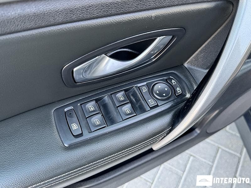 2015 Renault Laguna — Miniatură 18