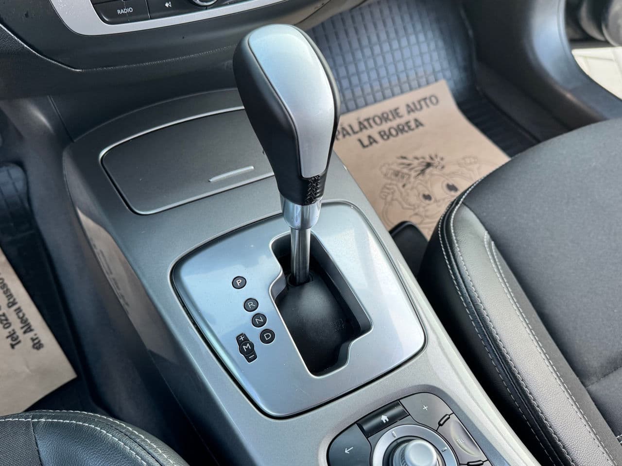 2015 Renault Laguna — Miniatură 11
