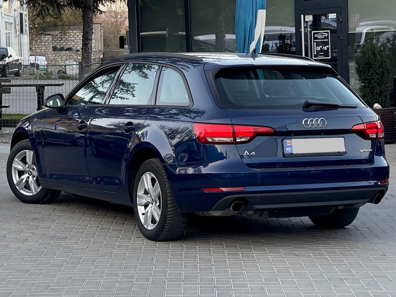 Audi A4 2017 — Миниатюра 4