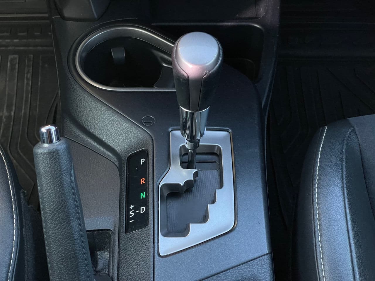 Toyota Rav-4 2016 — Миниатюра 16