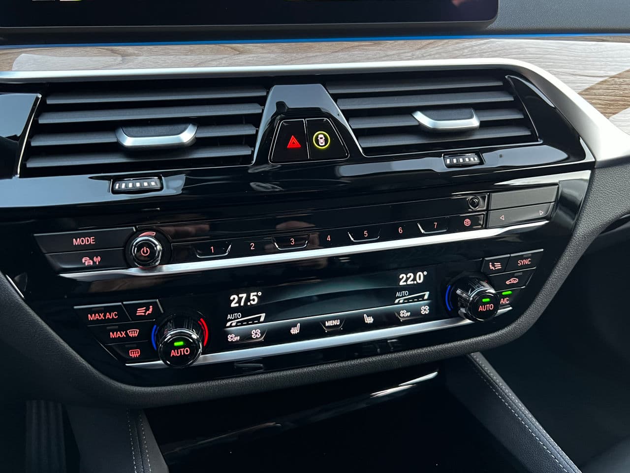 BMW 530e 2021 — Миниатюра 10