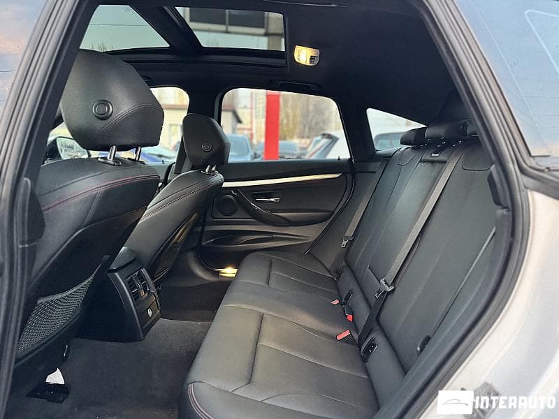 2017 BMW 330 GT — Miniatură 18