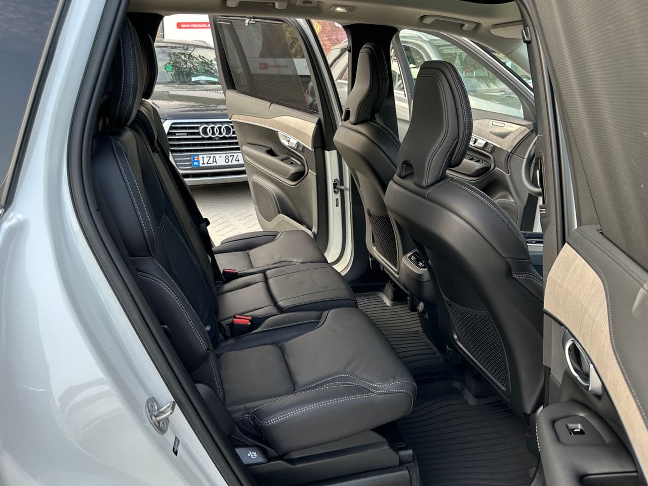 Volvo XC 90 2023 — Миниатюра 17