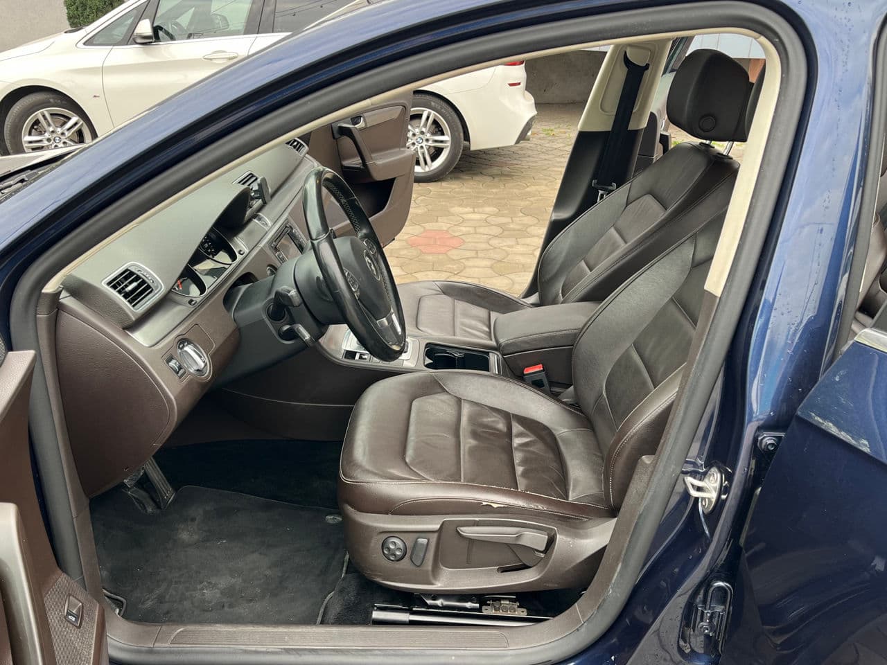 2014 Volkswagen Passat — Miniatură 6