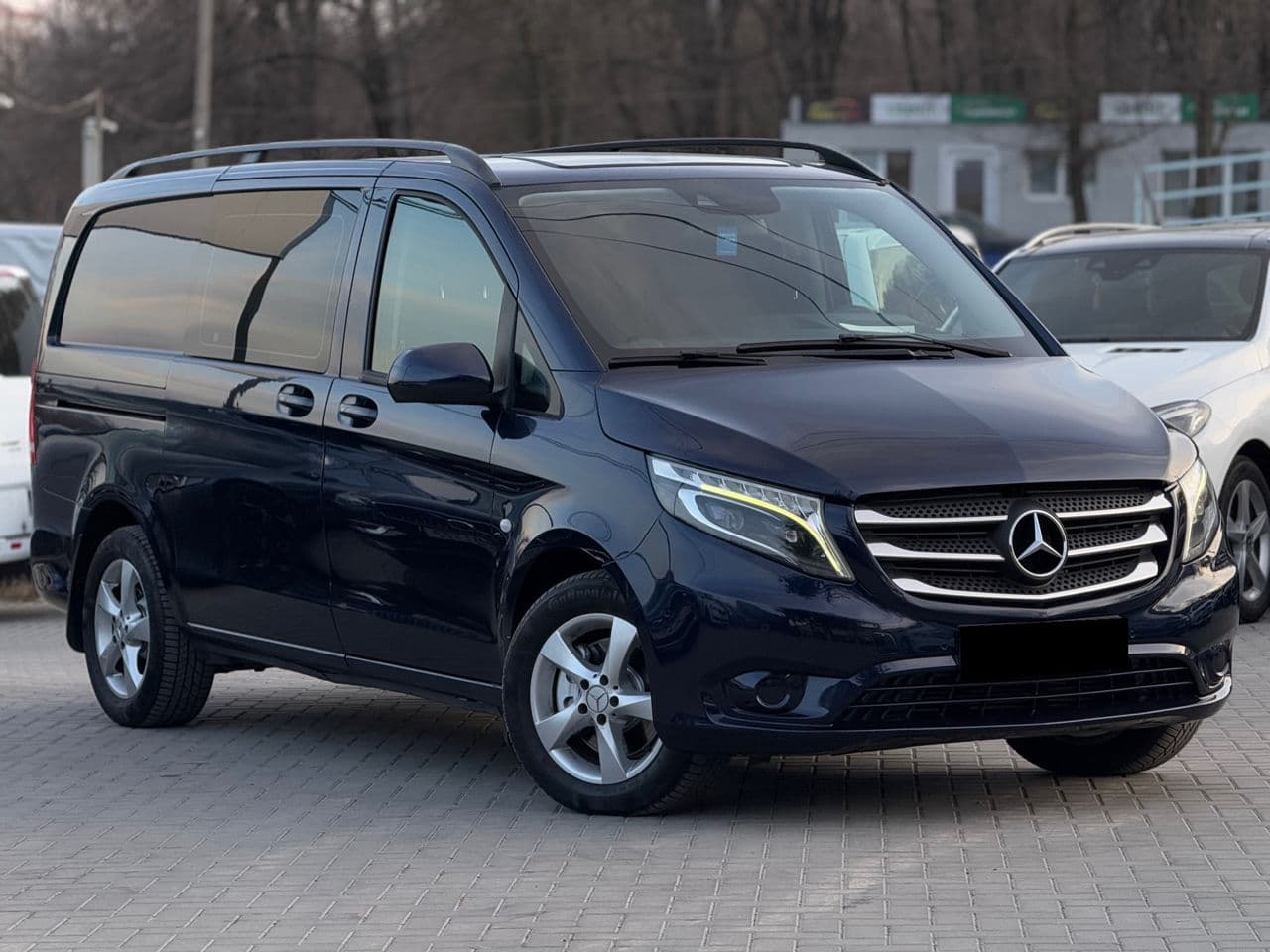 2015 Mercedes Vito — Miniatură 3
