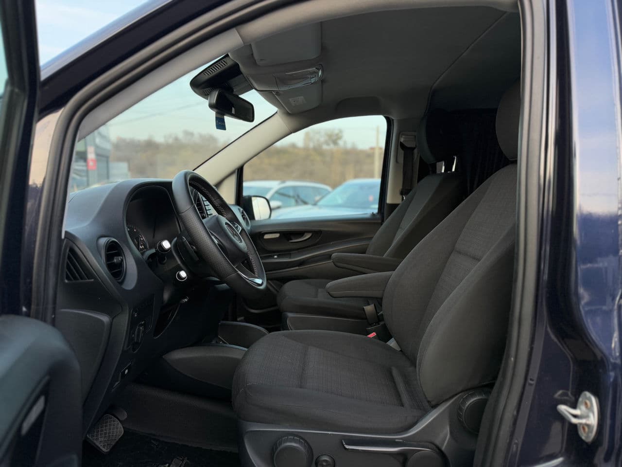 2015 Mercedes Vito — Miniatură 5