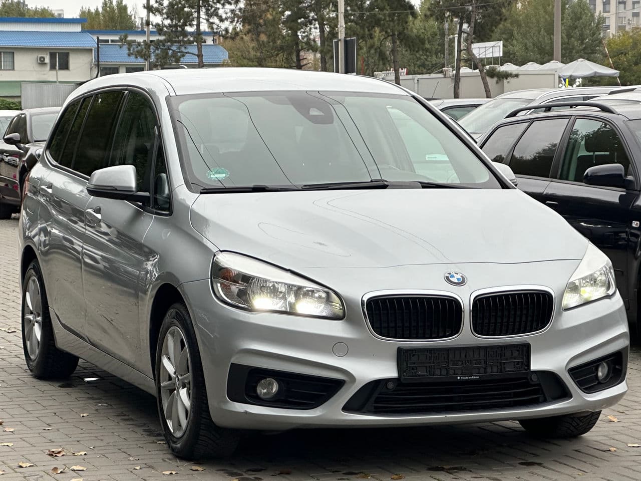 2015 BMW 218d — Miniatură 3