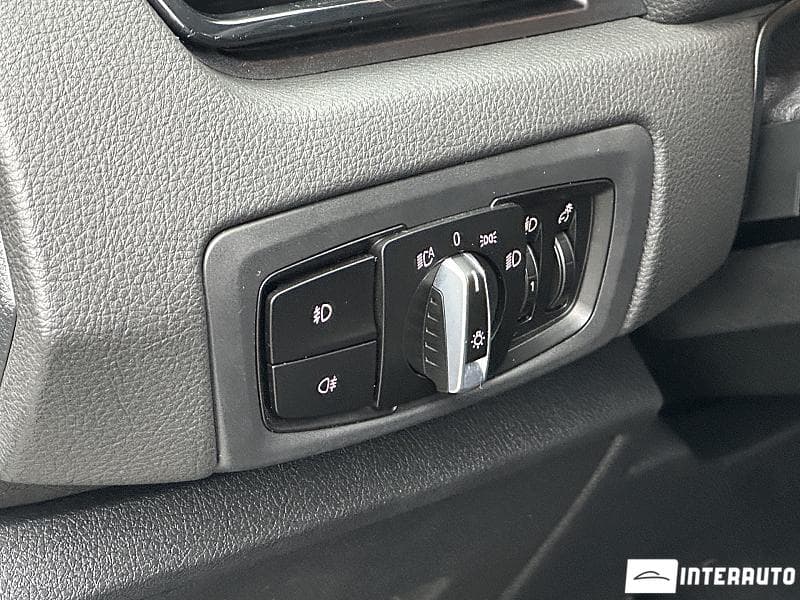 2015 BMW 218d — Miniatură 9