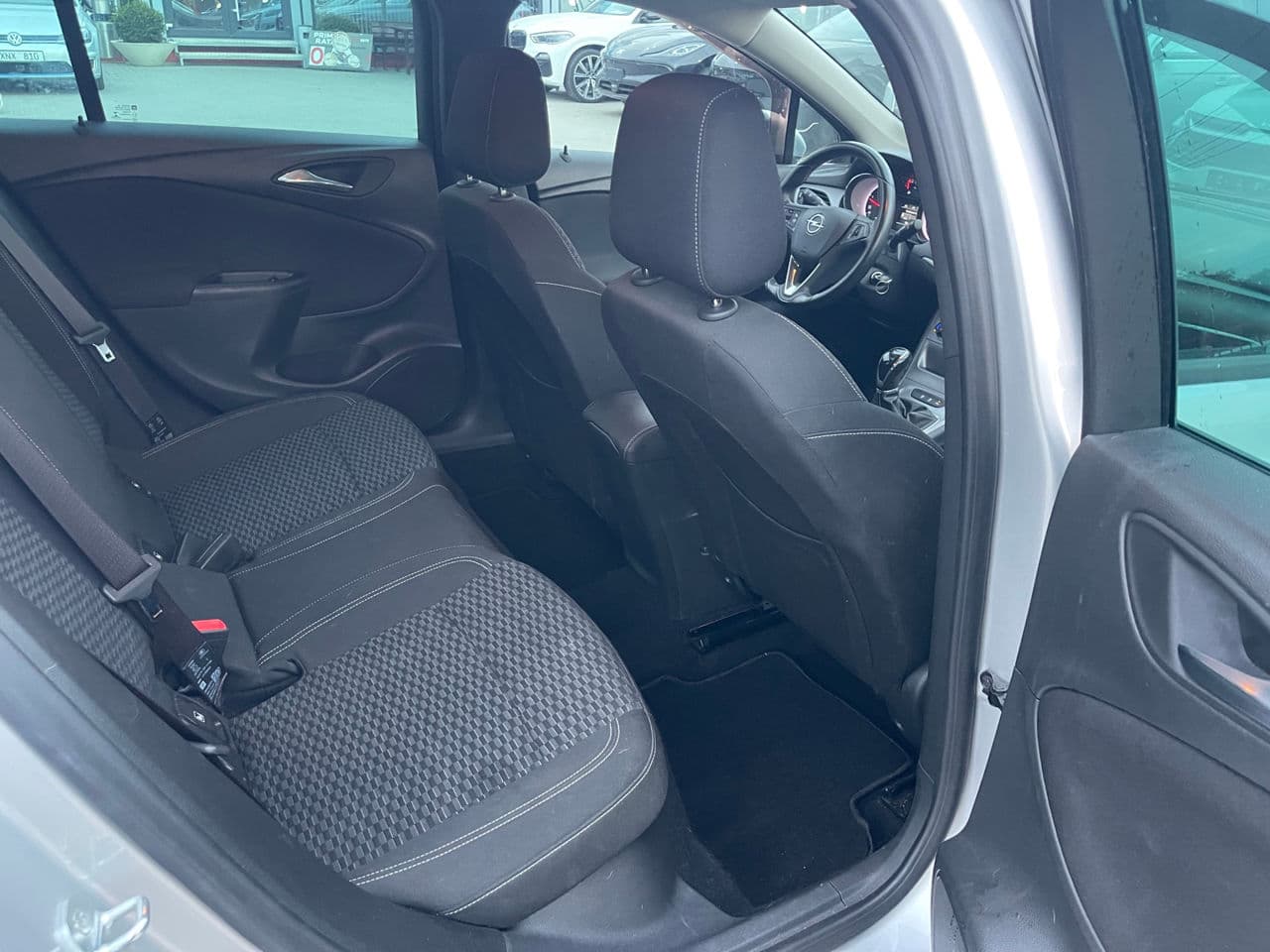 2017 Opel Astra — Miniatură 14