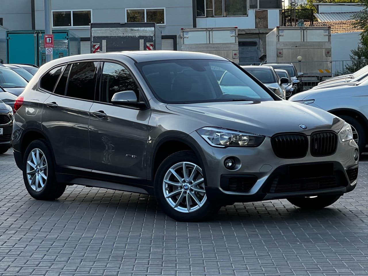 2017 BMW X1 2.0i — Miniatură 3