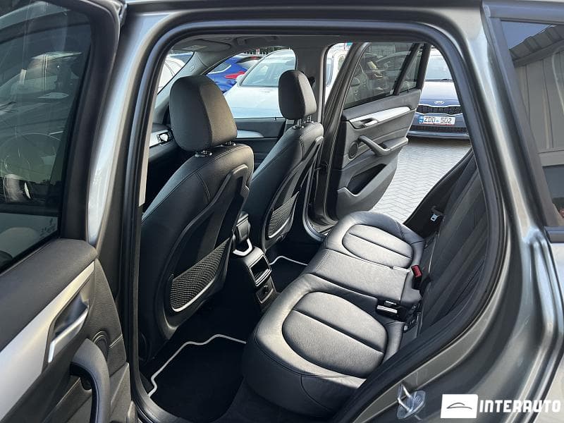 2017 BMW X1 2.0i — Miniatură 9