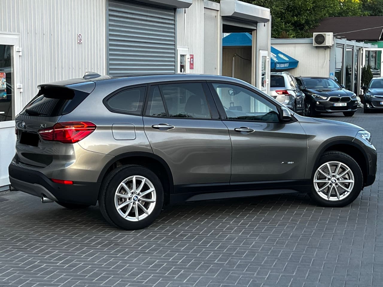 2017 BMW X1 2.0i — Miniatură 4