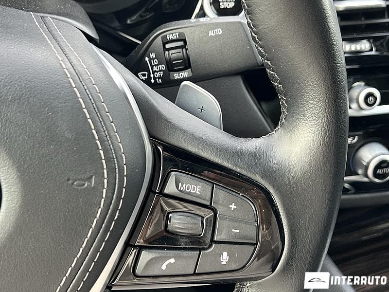 2019 BMW 530e — Miniatură 13