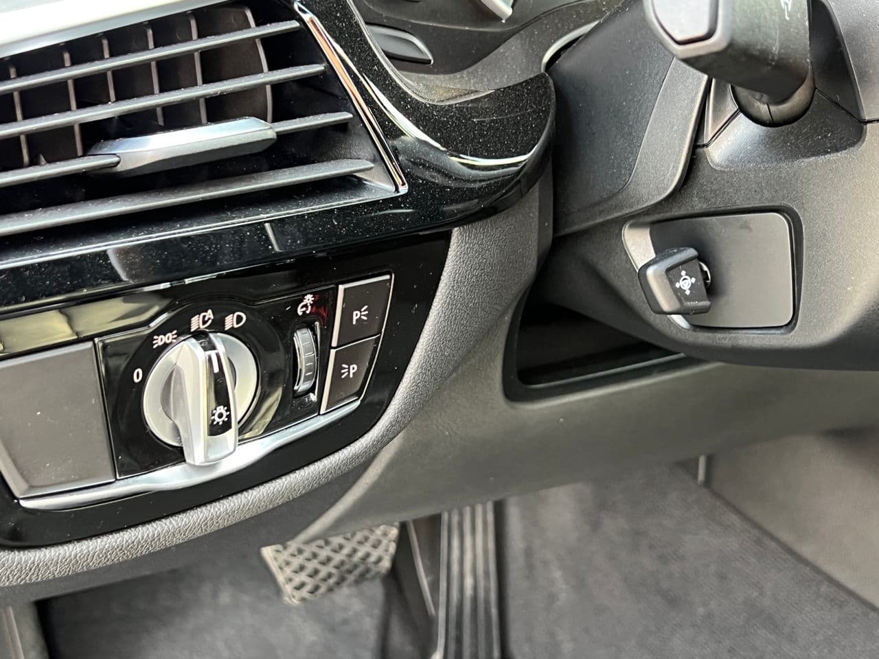 2019 BMW 530e — Miniatură 11