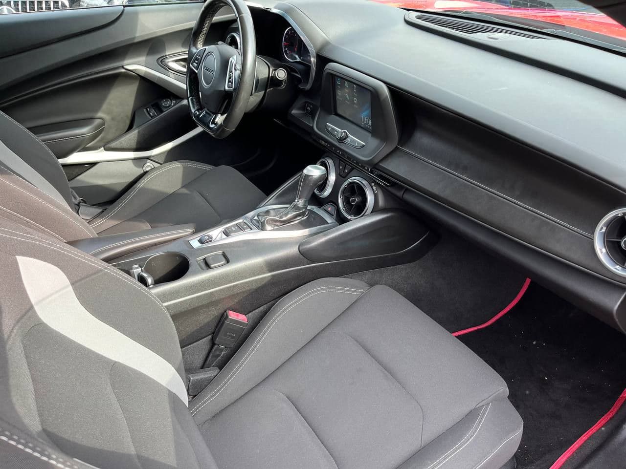2017 Chevrolet Camaro — Miniatură 8