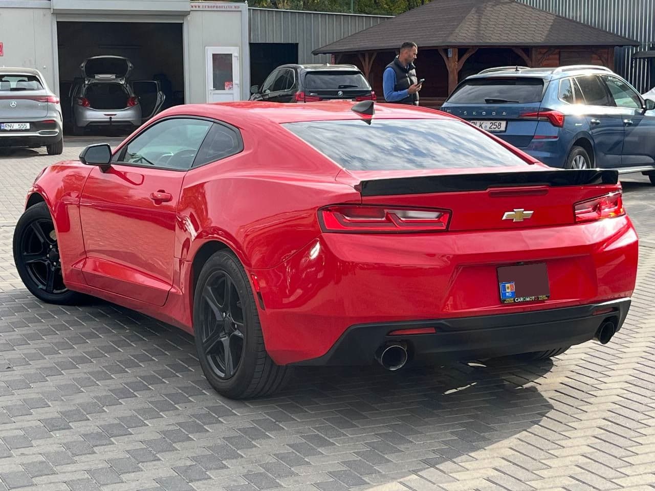 2017 Chevrolet Camaro — Miniatură 2