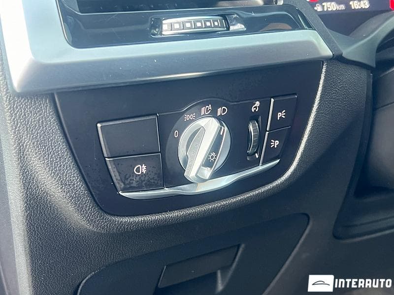 2021 BMW X4 2.0D — Miniatură 14