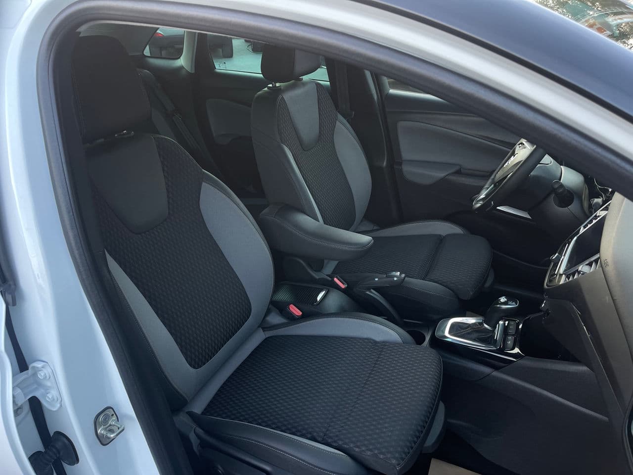 Opel Crossland X 2019 — Миниатюра 22