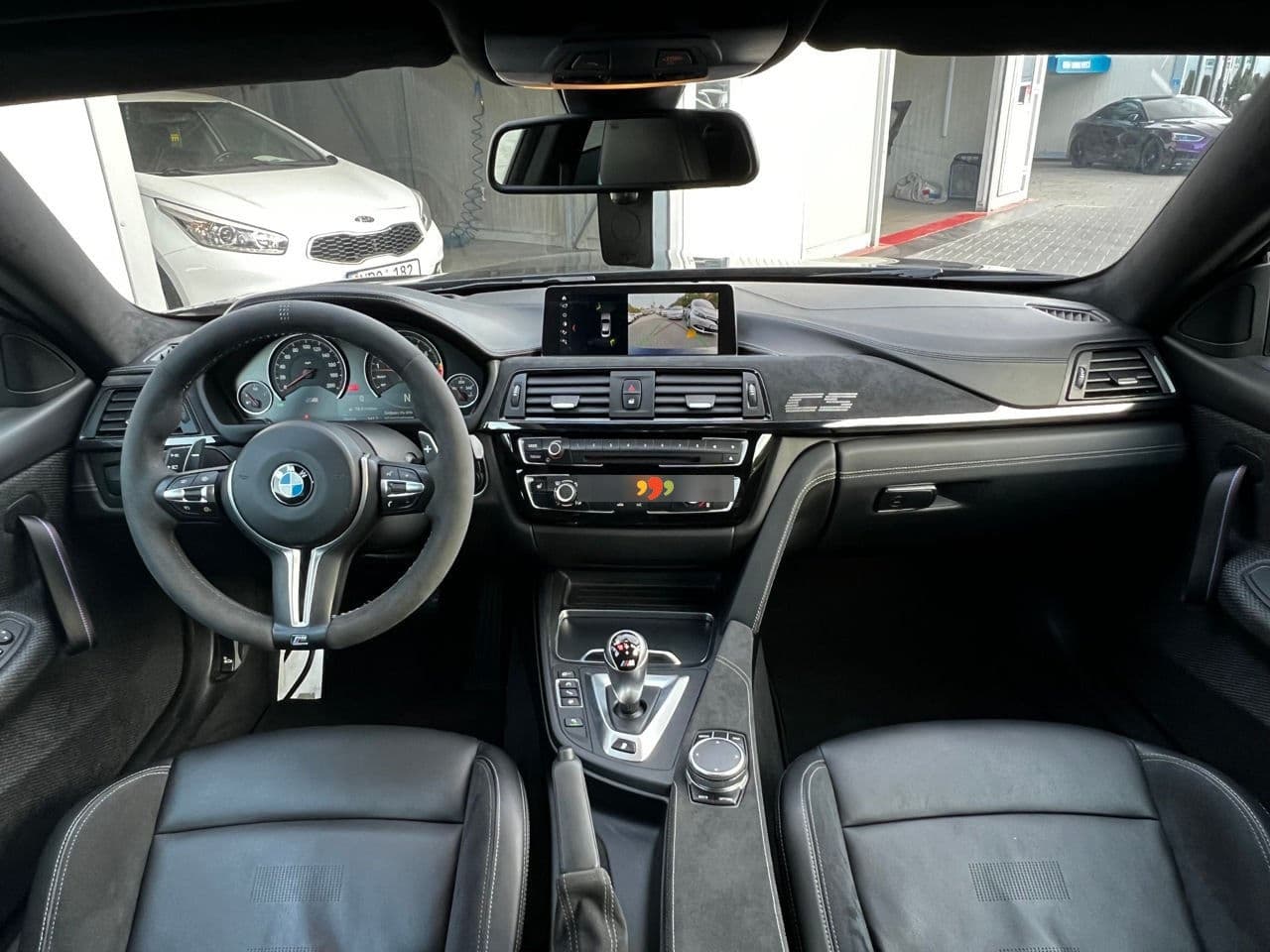 BMW M4 CS 2018 — Миниатюра 13