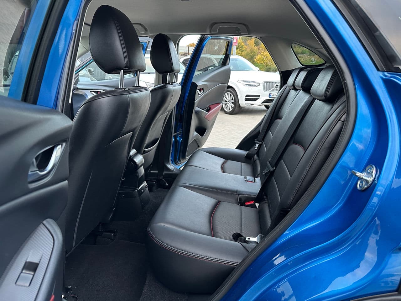 2016 Mazda CX-3 — Miniatură 15