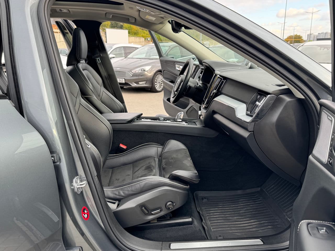 2018 Volvo XC 60 — Miniatură 16