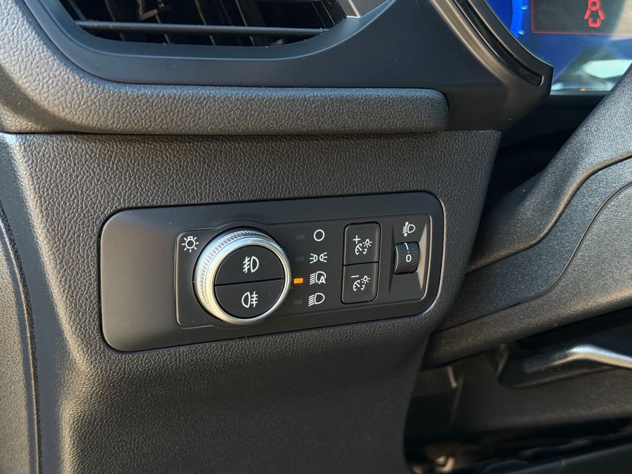 2021 Ford Kuga — Miniatură 8