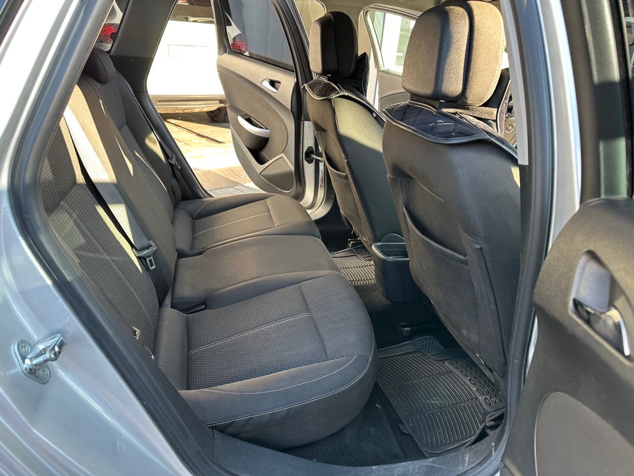 2012 Opel Astra — Miniatură 15