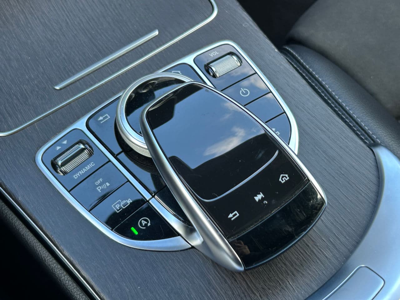 2018 Mercedes C 220 — Miniatură 15