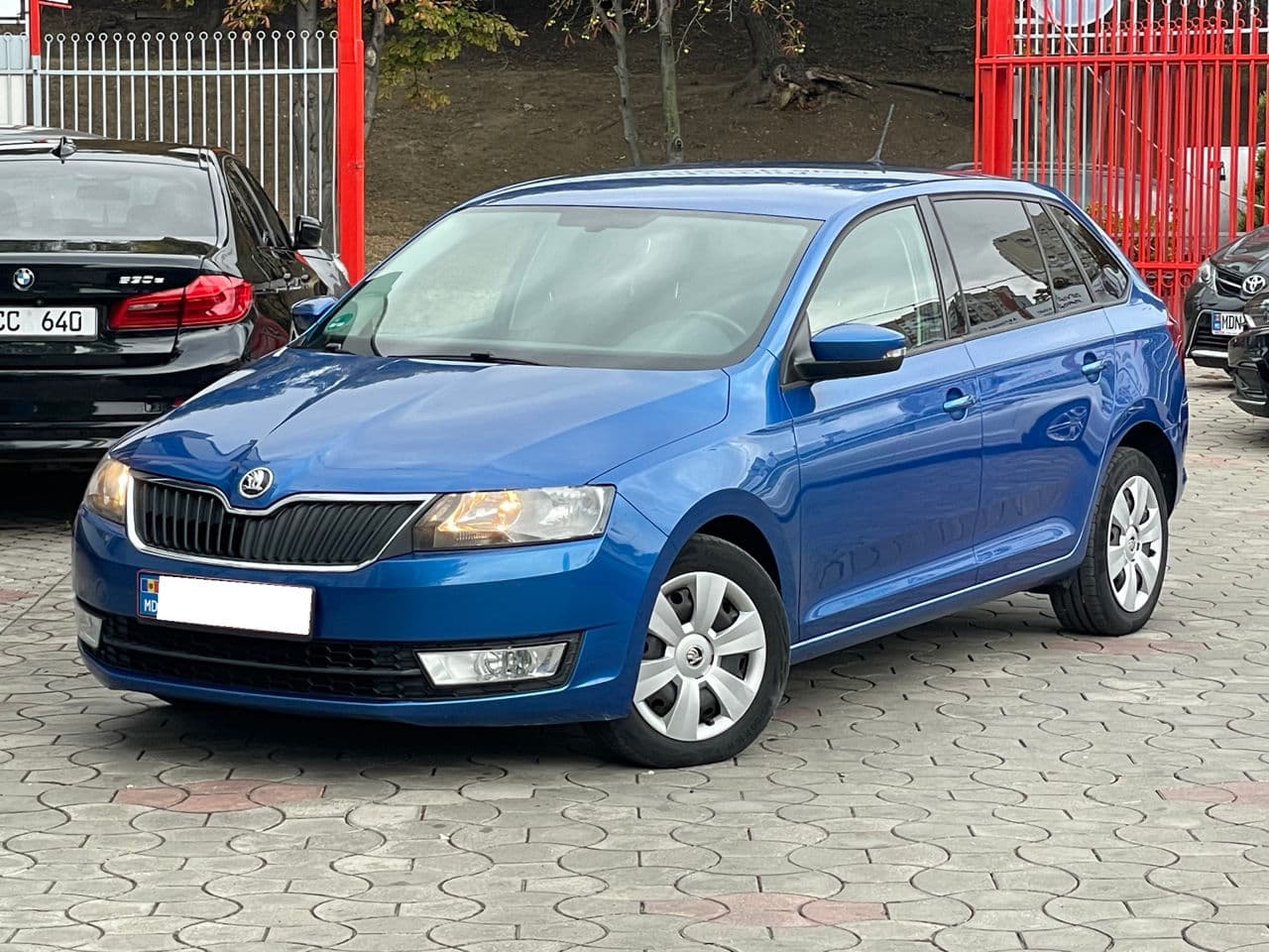 2015 Skoda Rapid — Miniatură 2