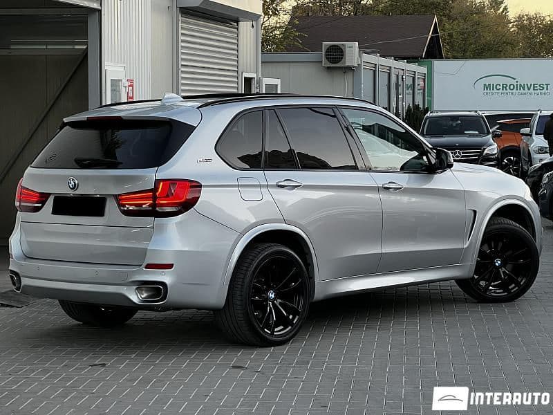 2017 BMW X5 4.0e — Miniatură 3