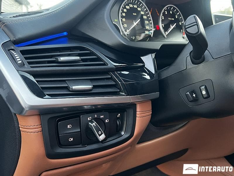 2017 BMW X5 4.0e — Miniatură 14