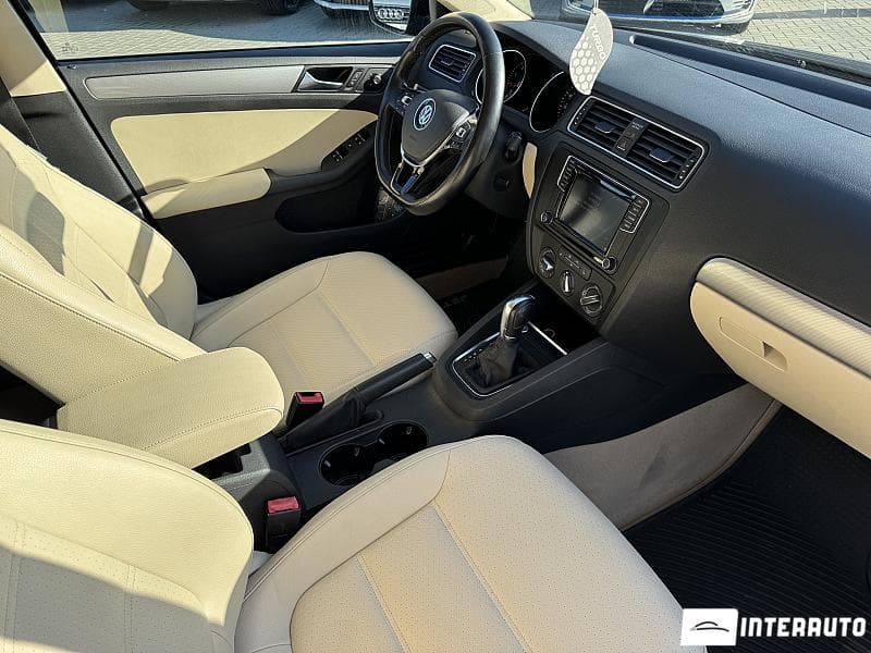 2016 Volkswagen Jetta — Miniatură 21