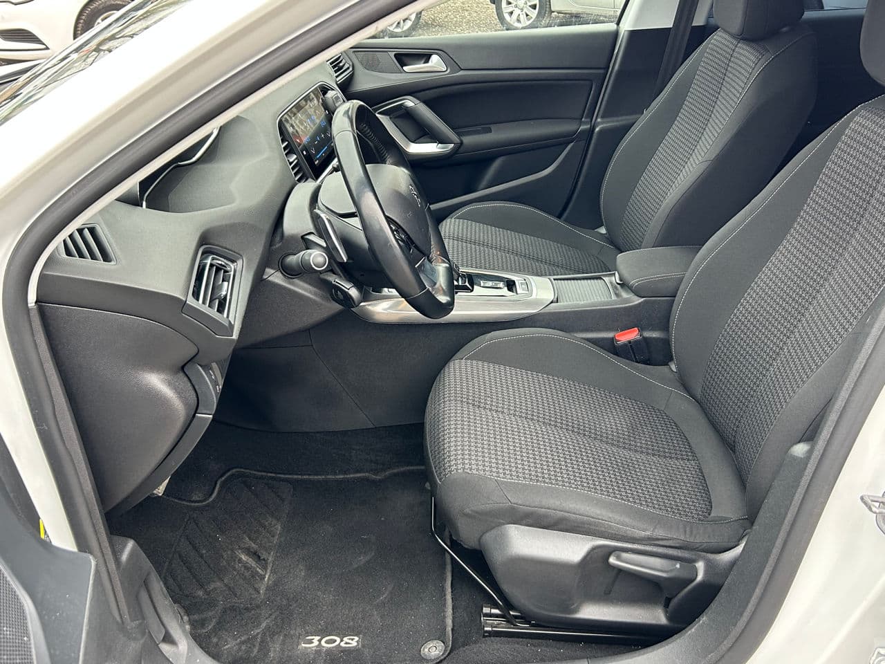 2020 Peugeot 308 — Miniatură 7