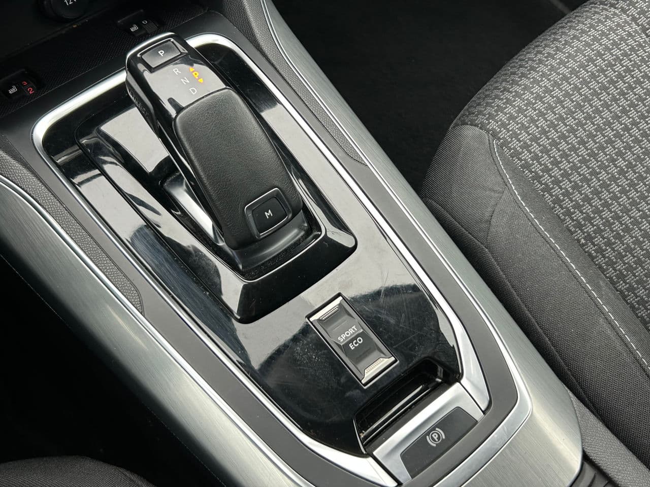 2020 Peugeot 308 — Miniatură 14