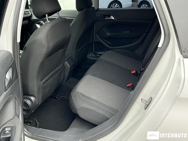 2020 Peugeot 308 — Miniatură 17