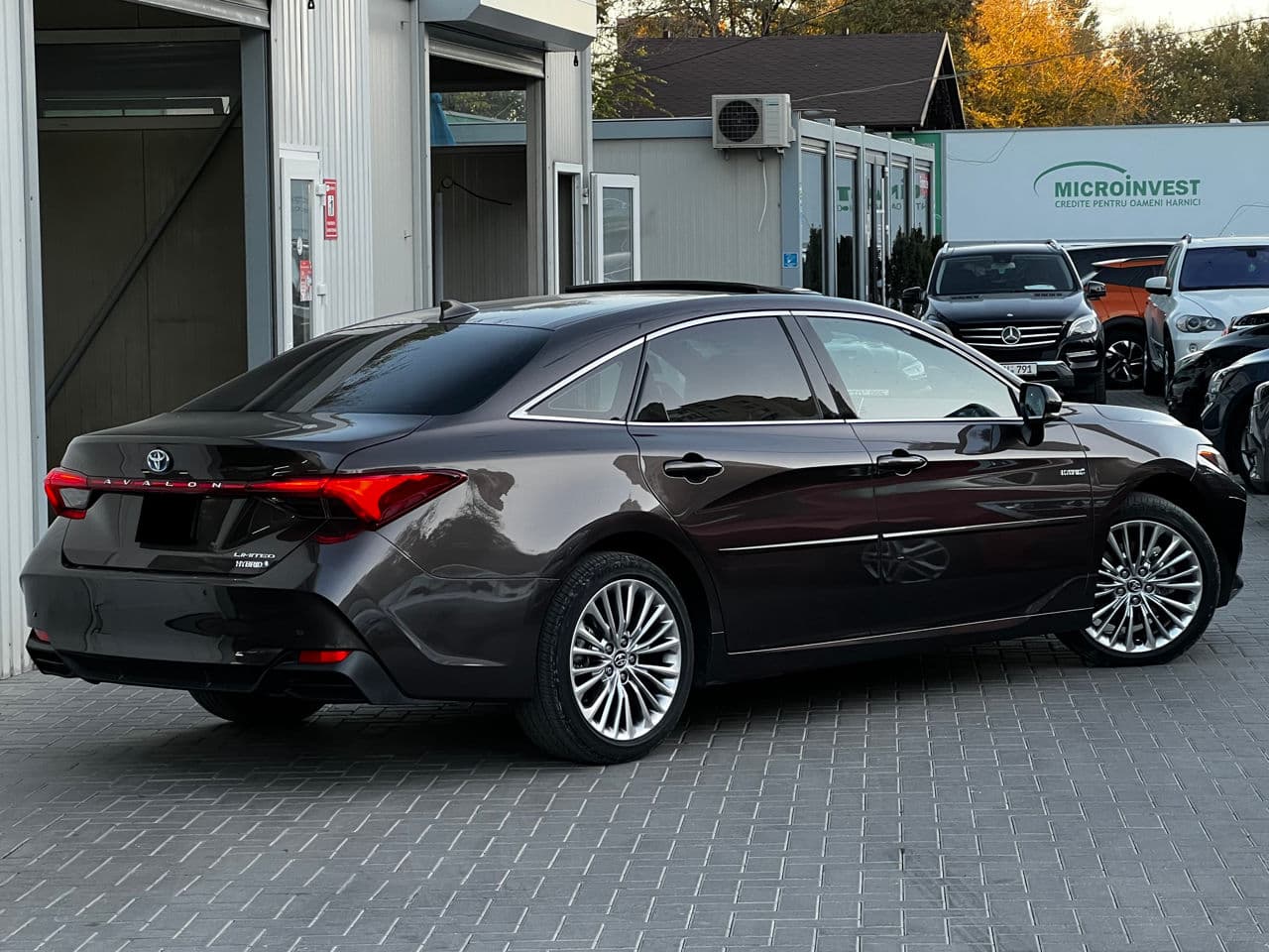 2020 Toyota Avalon — Miniatură 3