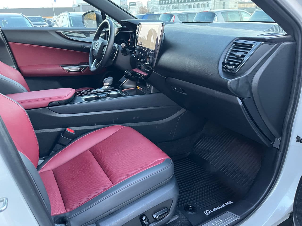 2023 Lexus NX 350H — Miniatură 18