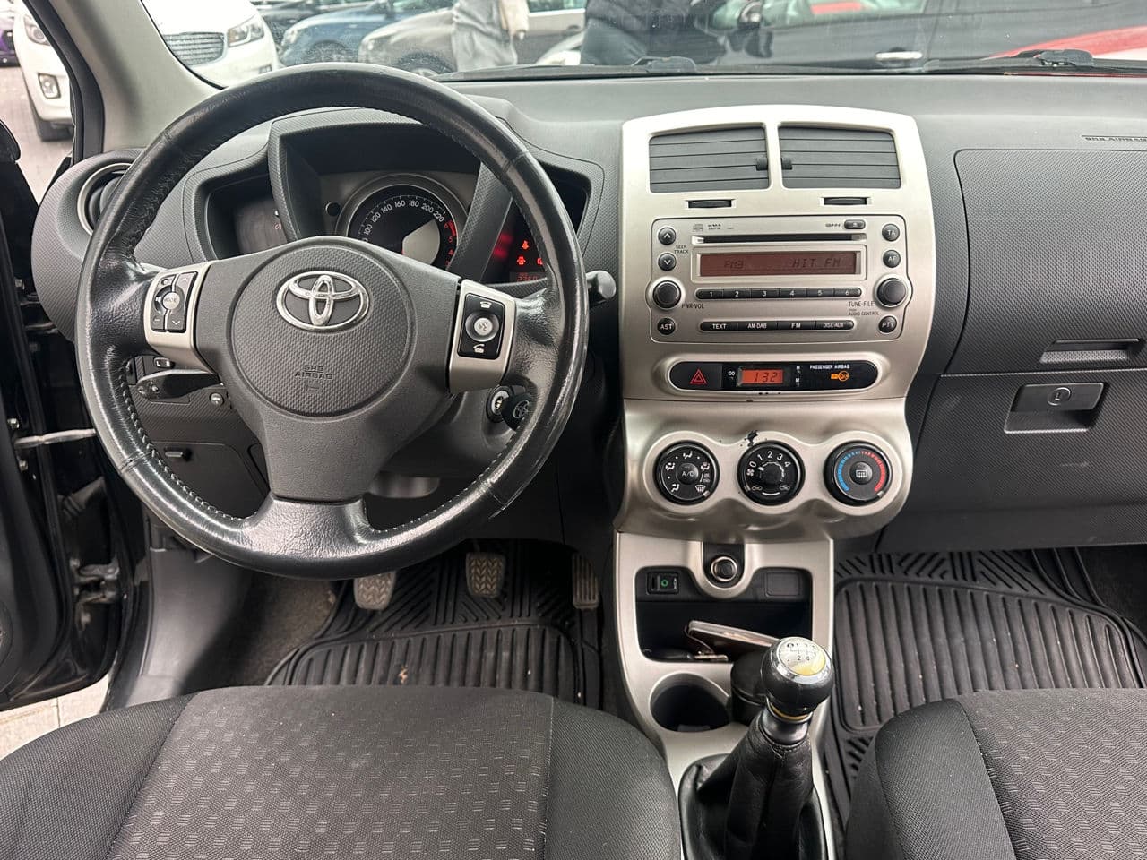 2009 Toyota Urban Cruiser — Miniatură 7