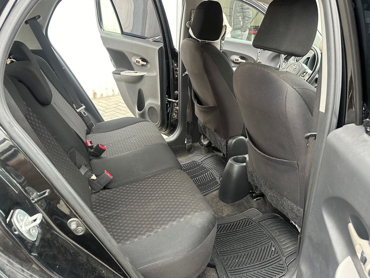 2009 Toyota Urban Cruiser — Miniatură 19