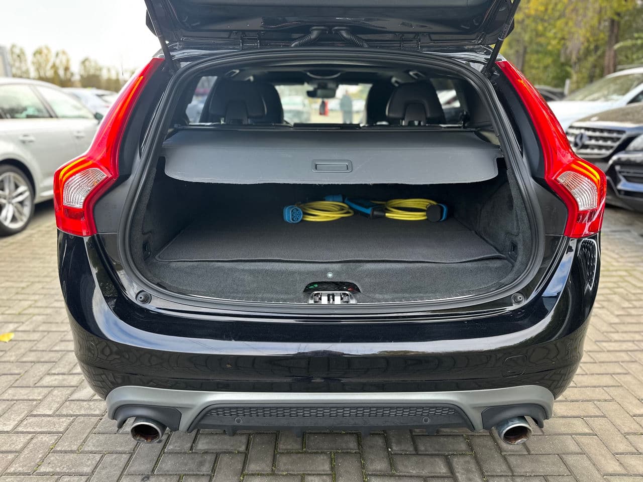 Volvo V 60 2015 — Миниатюра 5