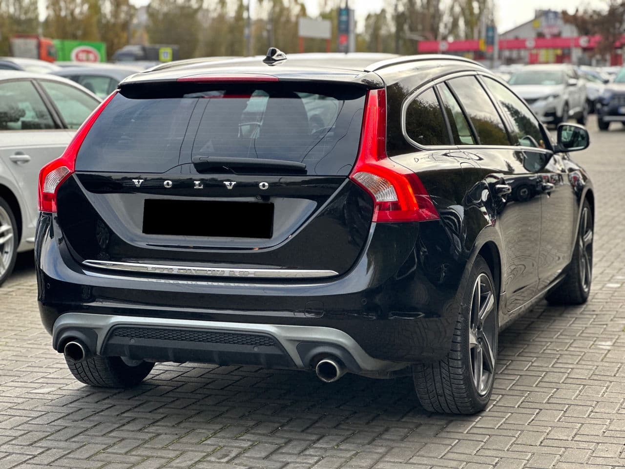 Volvo V 60 2015 — Миниатюра 2