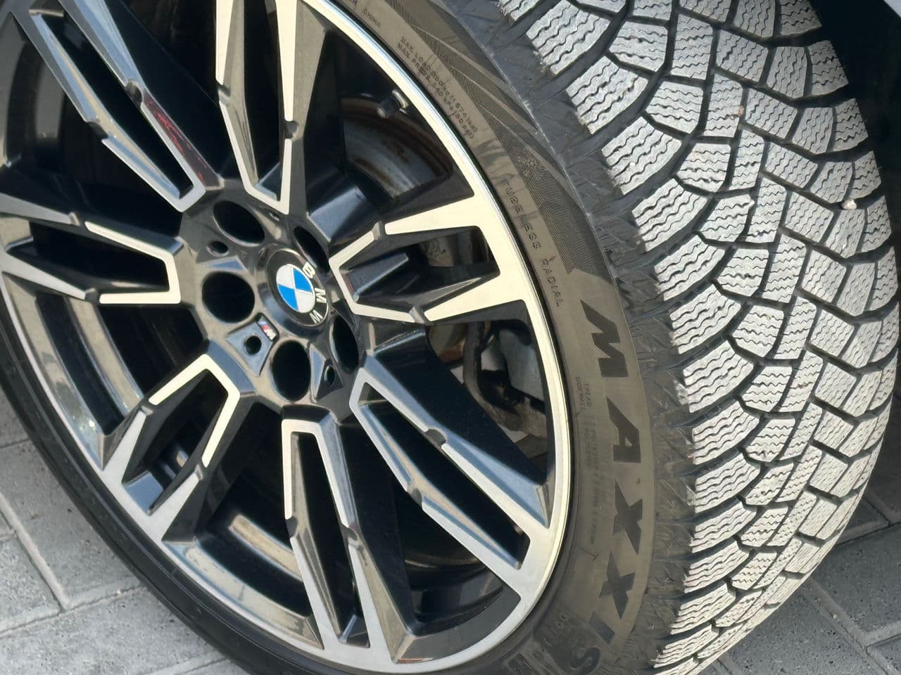 BMW 520 2023 — Миниатюра 9