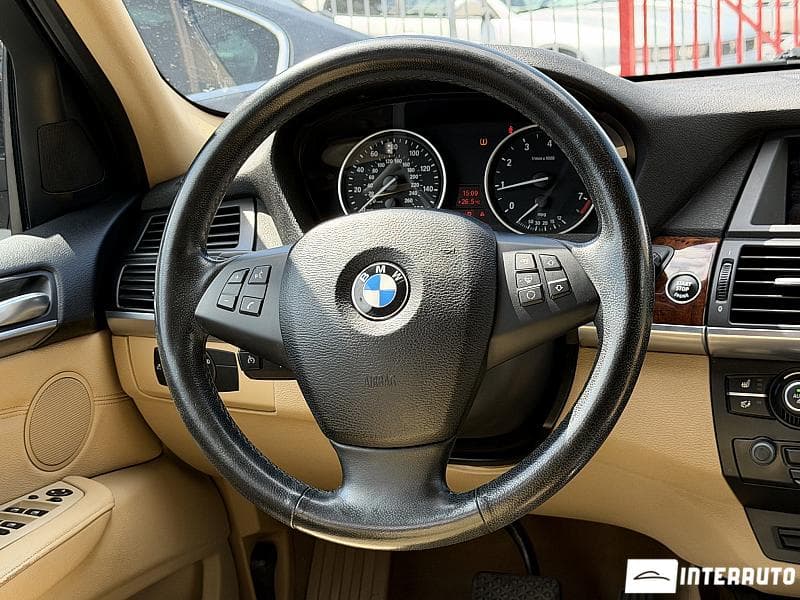 BMW X5 3.5i 2012 — Миниатюра 7