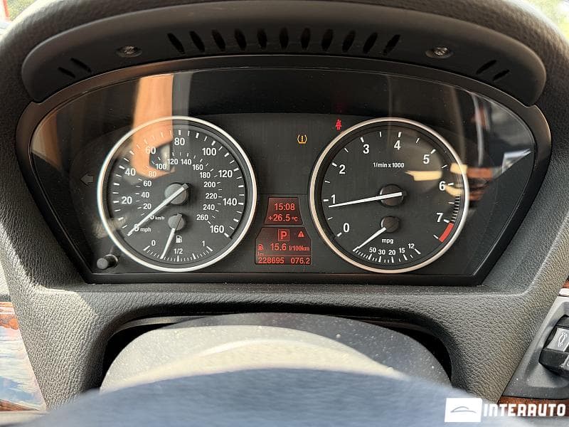 BMW X5 3.5i 2012 — Миниатюра 9