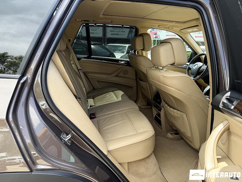 BMW X5 3.5i 2012 — Миниатюра 21